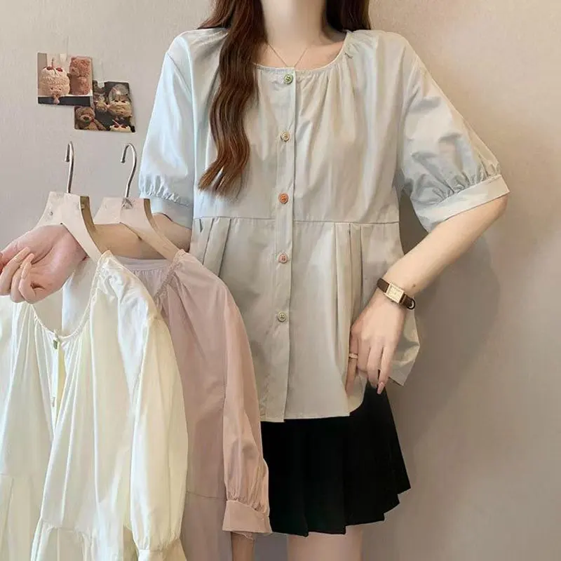 Women's Clothing Korean Short Sleeve Shirts Casual Round Neck Summer New Color Button Fashionable Solid Color Folds Loose Blouse
Women's Clothing Korean Short Sleeve Shirts Casual Round Neck Summer New Color Button Fashionable Solid Color Folds Loose Blouse