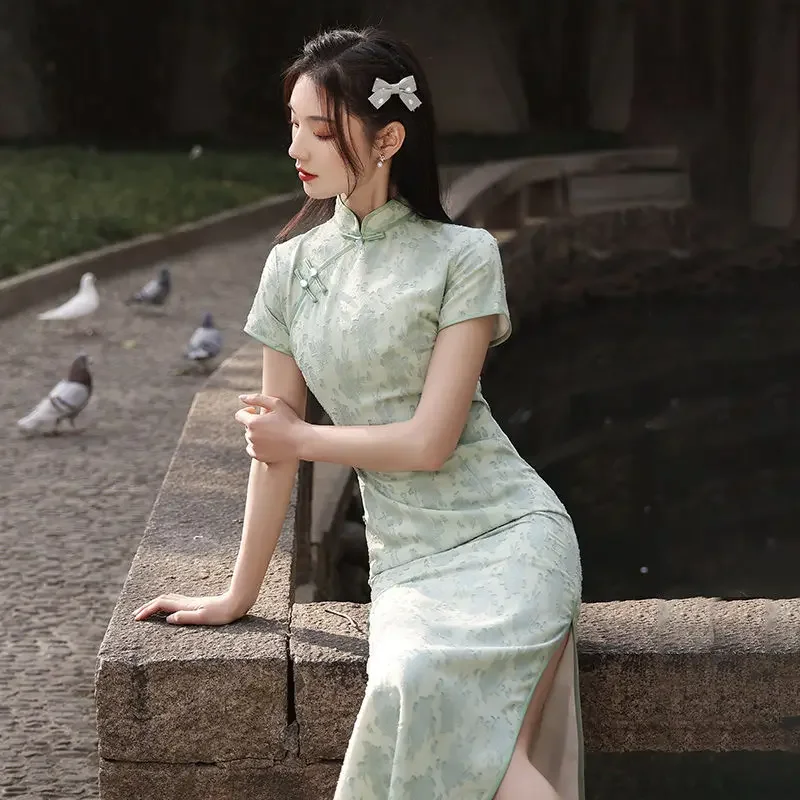 Female Qipao Floral Print Short Cheongsam Vestidso Elegant Chinese Style Dress Green Novelty Retro Evening Party Daily Dress
Female Qipao Floral Print Short Cheongsam Vestidso Elegant Chinese Style Dress Green Novelty Retro Evening Party Daily Dress