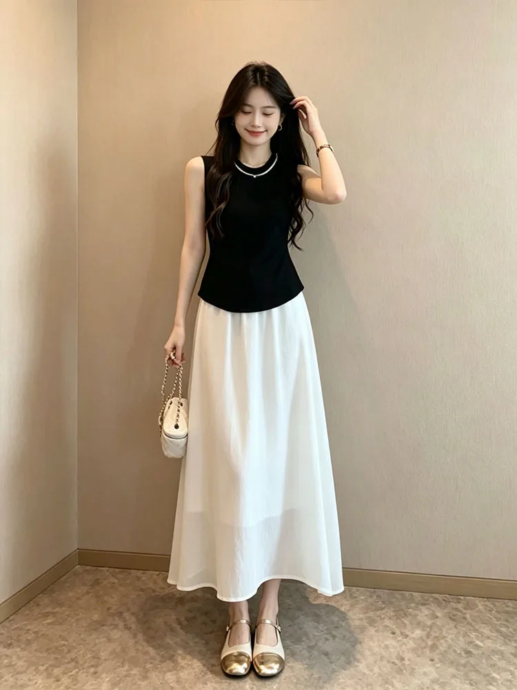 Summer 2026 Korean Style High-End Black Sleeveless Vest Top And White Skirt Fashionable Anti-Aging Two-Piece Set for Women
Summer 2026 Korean Style High-End Black Sleeveless Vest Top And White Skirt Fashionable Anti-Aging Two-Piece Set for Women