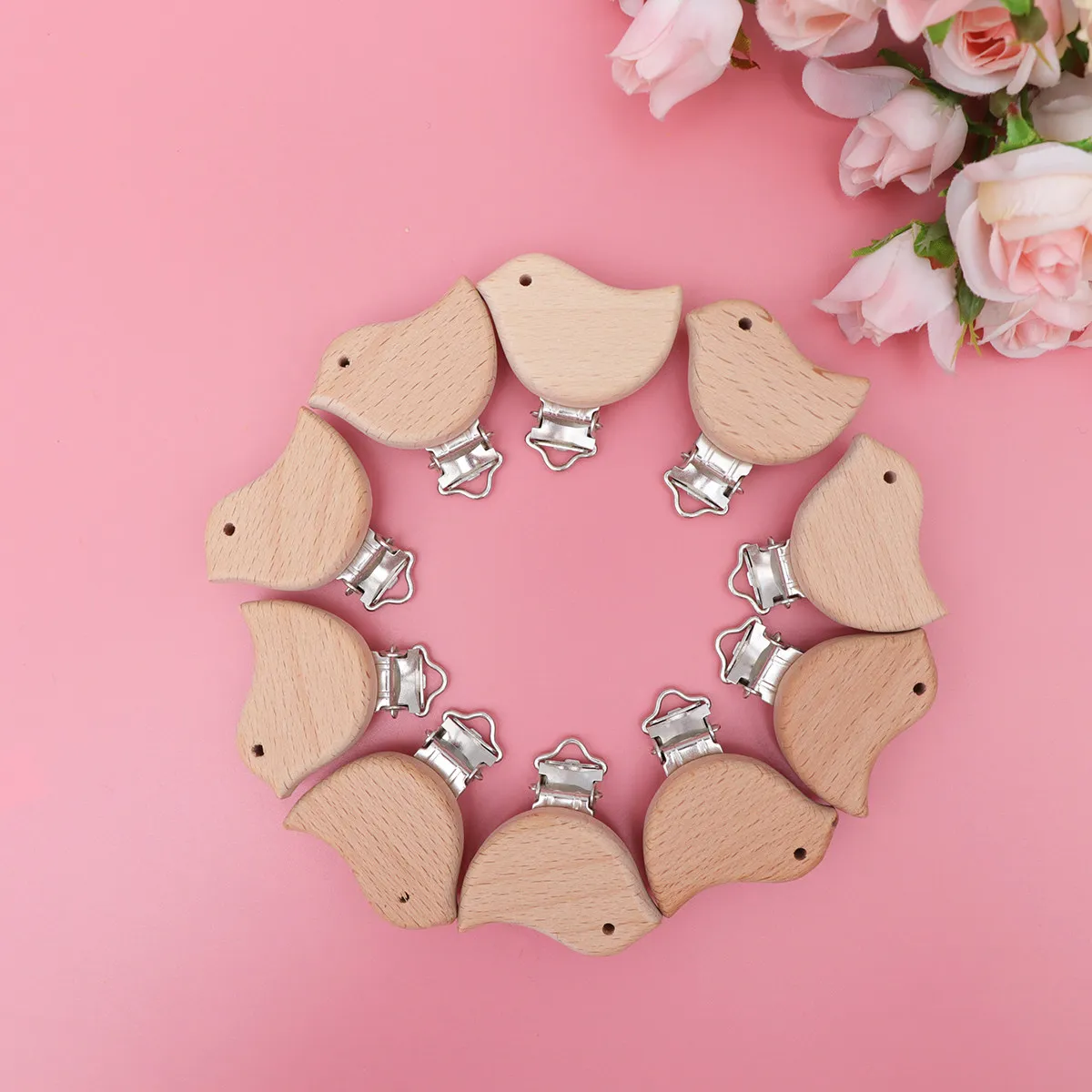 10Pcs Baby Pacifier Clips Safe Wood Grinding Gum Accessories Badge Clips Infant Creative DIY Jewelry Holder Badge Clip
10Pcs Baby Pacifier Clips Safe Wood Grinding Gum Accessories Badge Clips Infant Creative DIY Jewelry Holder Badge Clip