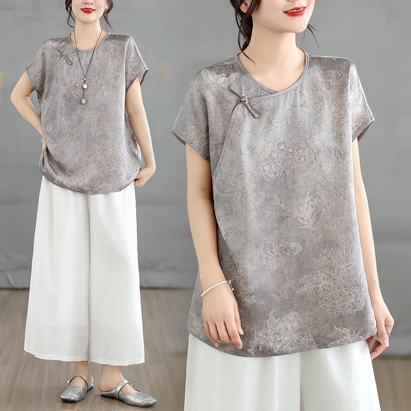 Artistic Large Size Shirt Stand Collar Fly Sleeve Embroidered Satin Button Side Slip Summer Top Women's Clothing
Artistic Large Size Shirt Stand Collar Fly Sleeve Embroidered Satin Button Side Slip Summer Top Women's Clothing