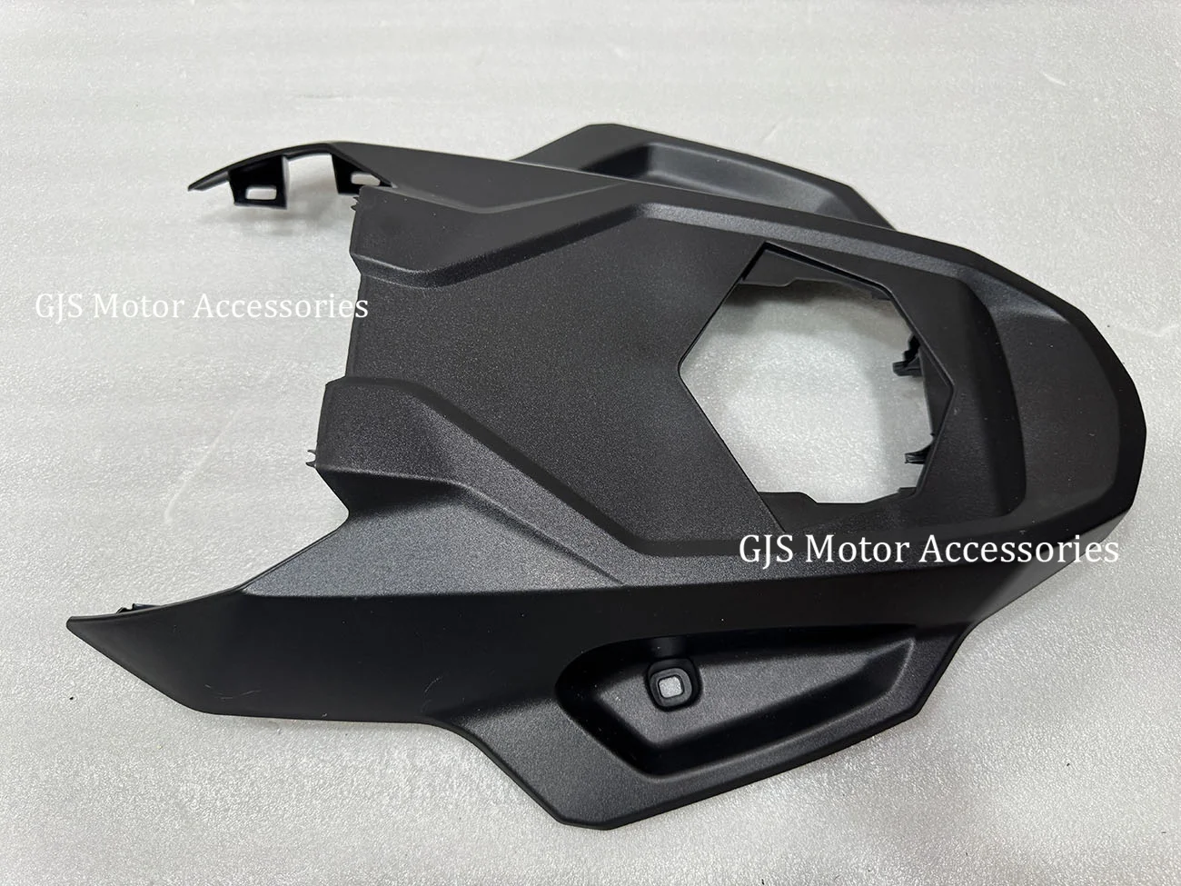 Rear tail Under Seat Fairing Panel Plastic Rear Lower Tail Cover Fit For S1000RR M1000RR 2023-2025
Rear tail Under Seat Fairing Panel Plastic Rear Lower Tail Cover Fit For S1000RR M1000RR 2023-2025