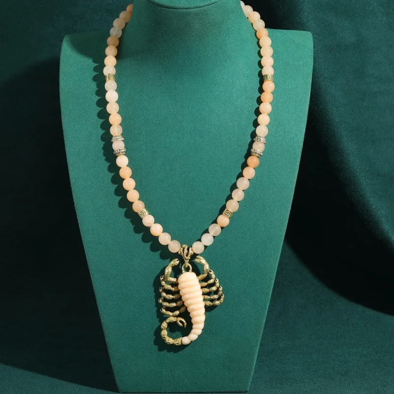 Vintage Natural Stone Pink Beads Pendent Metal Scorpio Antique Gold Plated Woman Jewelry Carnival Party Charm Accessories Trends
Vintage Natural Stone Pink Beads Pendent Metal Scorpio Antique Gold Plated Woman Jewelry Carnival Party Charm Accessories Trends