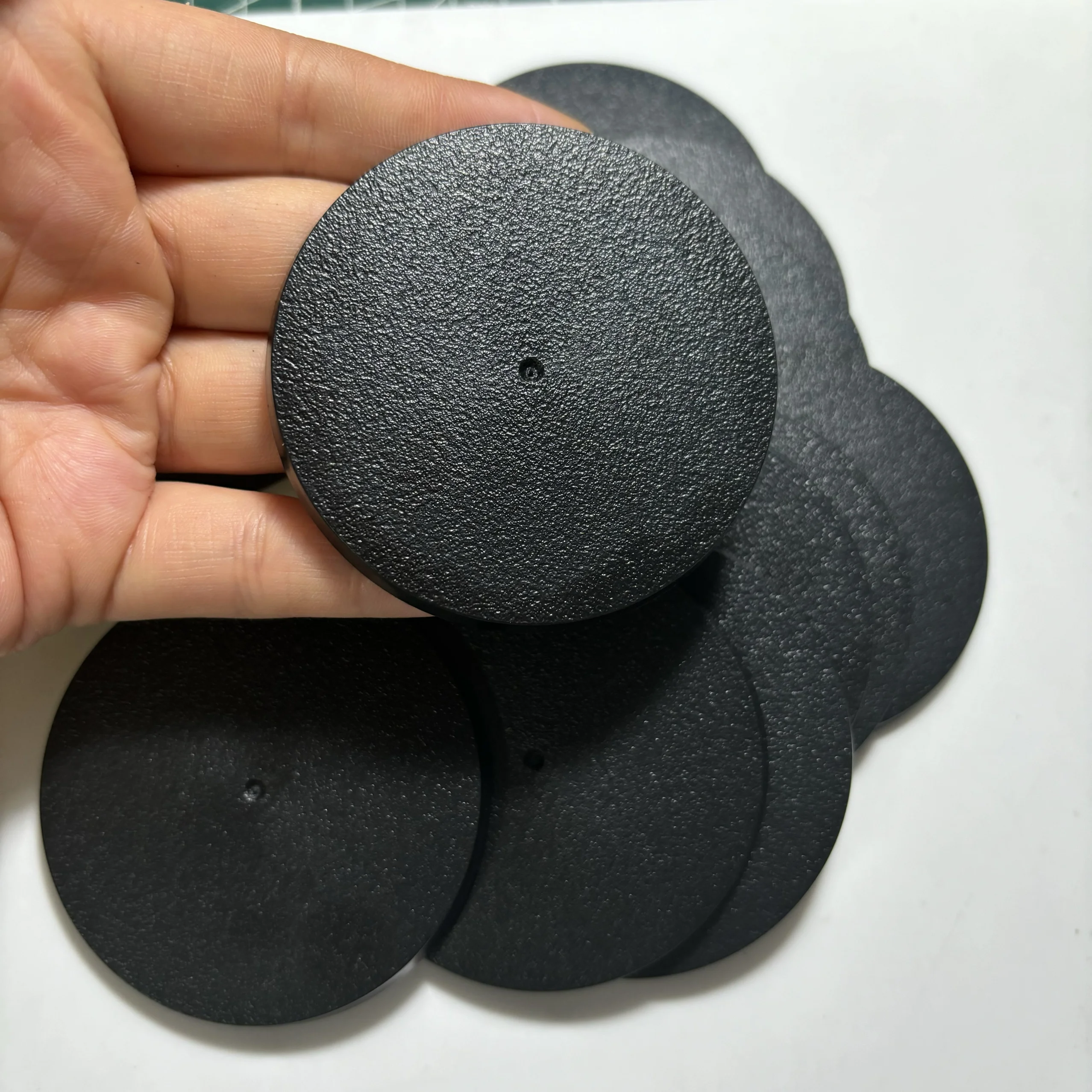 Round 64.5mm Bases For Games Plastic Black Bases Resin Figure Resin Kit Bases
Round 64.5mm Bases For Games Plastic Black Bases Resin Figure Resin Kit Bases
