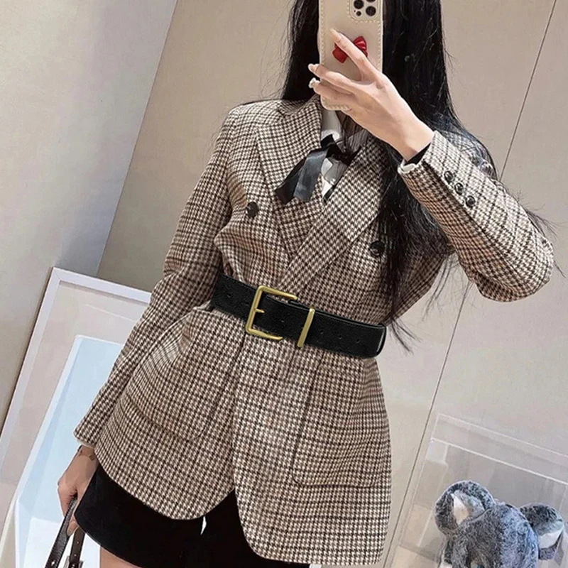 Women Luxury Design Suede Leather Belt Casual Versatile Business Waist Strap Trendy Pin Buckle Waistband
Women Luxury Design Suede Leather Belt Casual Versatile Business Waist Strap Trendy Pin Buckle Waistband