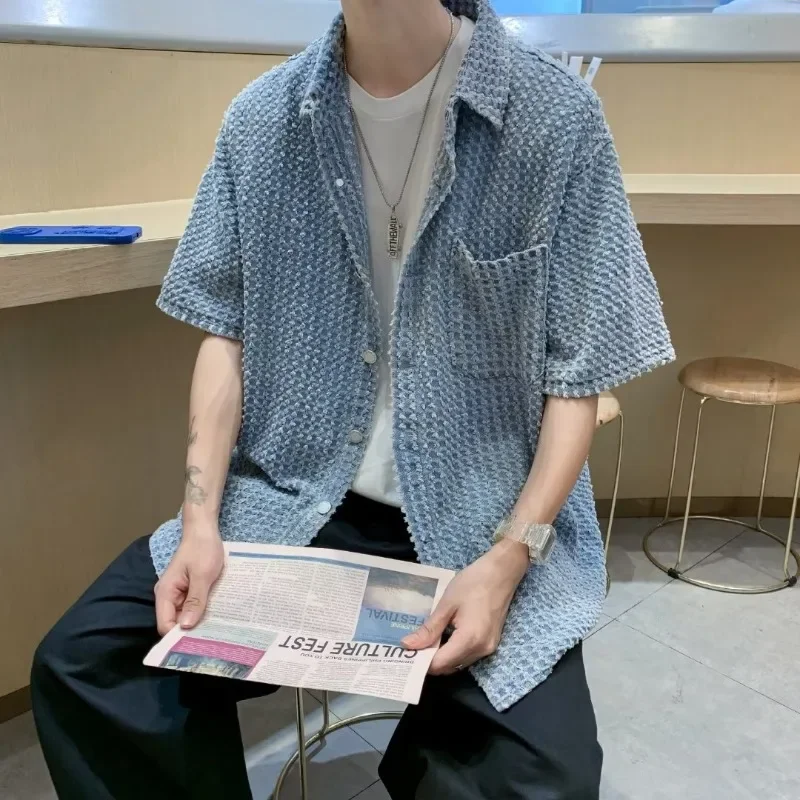 EBAIHUI Men Shirt Korean Casual Hollow Out Male Denim Shirt New Summer Loose Slit Short Sleeved Shirt Pocket Design Cardigan Top
EBAIHUI Men Shirt Korean Casual Hollow Out Male Denim Shirt New Summer Loose Slit Short Sleeved Shirt Pocket Design Cardigan Top