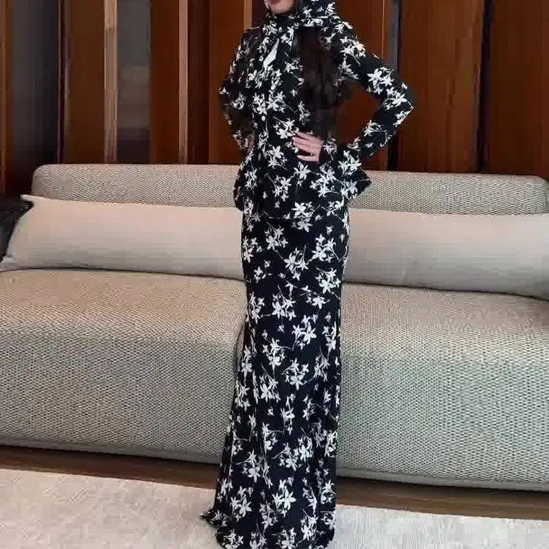 2026 New Elegant Black Printed Wrap Skirt Set for Women V-Neck Waist-Cinching Cross-Border Fashion Three-Piece Suit Autumn Wear
2026 New Elegant Black Printed Wrap Skirt Set for Women V-Neck Waist-Cinching Cross-Border Fashion Three-Piece Suit Autumn Wear