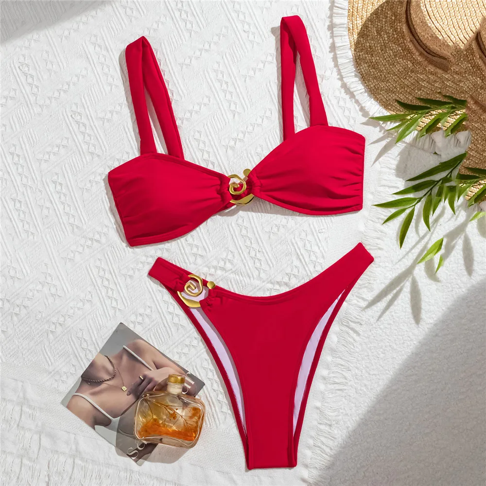 Сплошной красный сексуальный купальник с металлическим кольцом, комплекты бикини, женский купальник с завязками на спине, женский купальный костюм 2025 года, коричневый бикини Mujer Biquinis 
Сплошной красный сексуальный купальник с металлическим кольцом, комплекты бикини, женский купальник с завязками на спине, женский купальный костюм 2025 года, коричневый бикини Mujer Biquinis