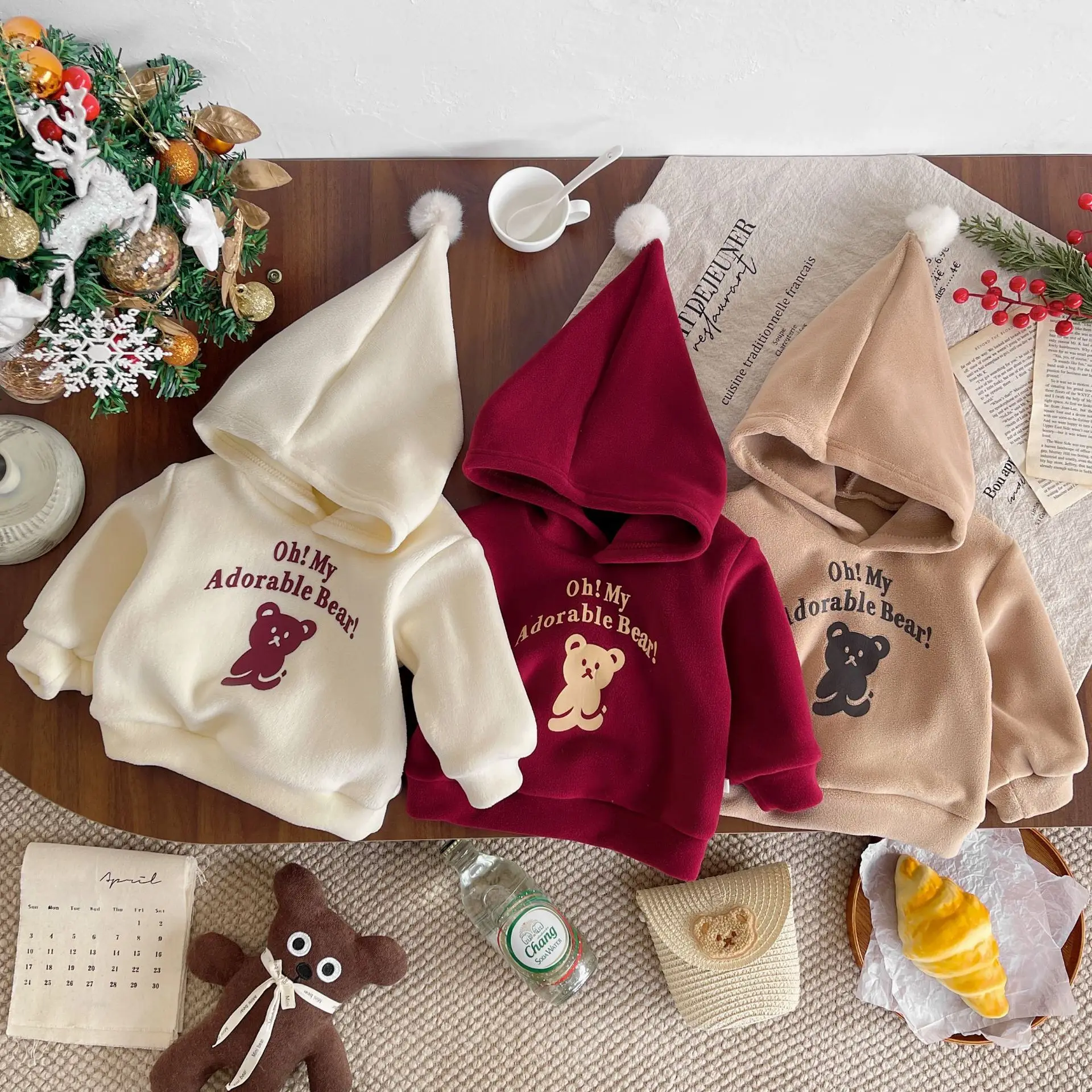 Детские новые осенние и зимние топы для детей, милые двусторонние рождественские толстовки с капюшоном и плюшевым мишкой
Детские новые осенние и зимние топы для детей, милые двусторонние рождественские толстовки с капюшоном и плюшевым мишкой