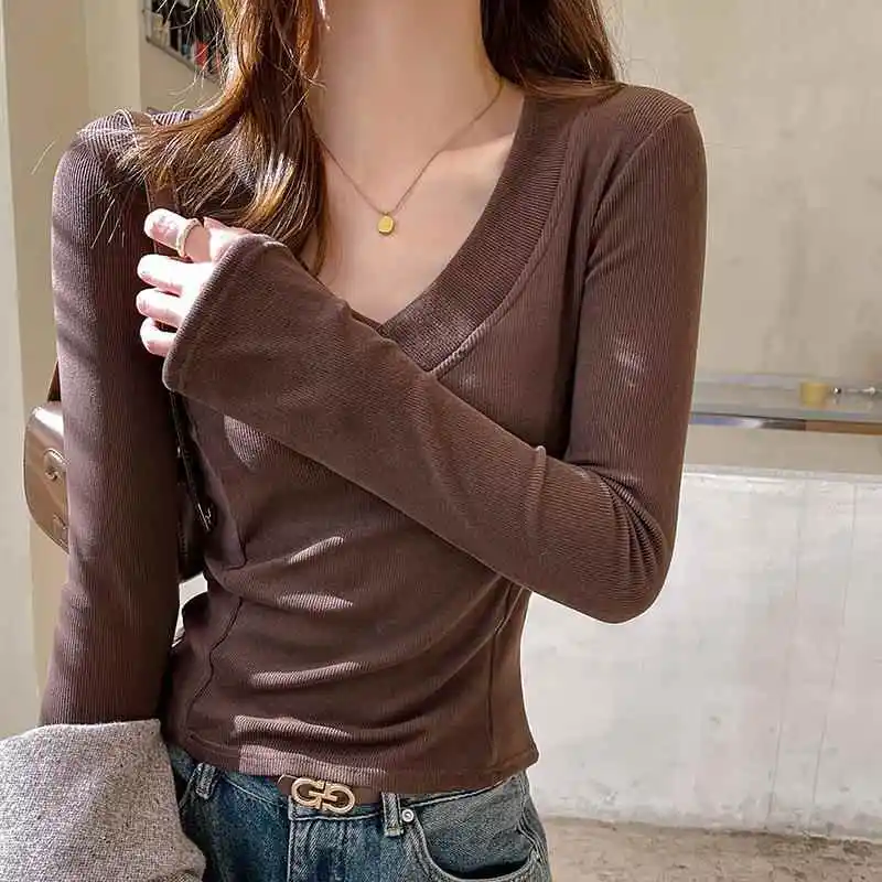 Women's Slimming V-Neck Long Sleeve Undershirt Comfortable Polyester Fiber Commute Style Fashionable Casual Wear
Women's Slimming V-Neck Long Sleeve Undershirt Comfortable Polyester Fiber Commute Style Fashionable Casual Wear