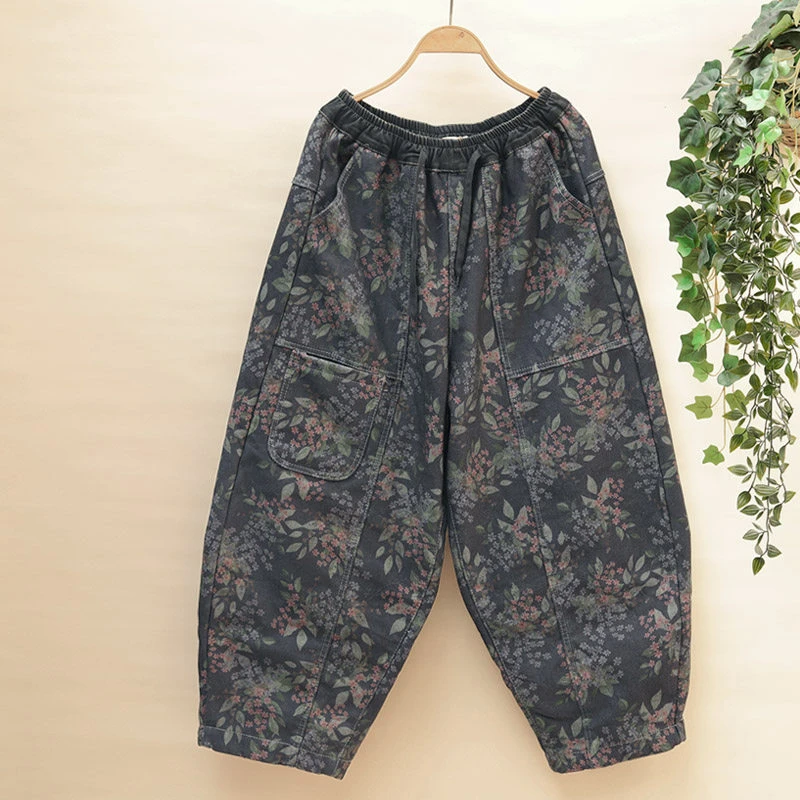 Женские повседневные джинсы-бойфренды, новинка 2025 года, осенние, винтажный стиль, с цветочным принтом, свободные, из плотного денима, шаровары M2239
Женские повседневные джинсы-бойфренды, новинка 2025 года, осенние, винтажный стиль, с цветочным принтом, свободные, из плотного денима, шаровары M2239