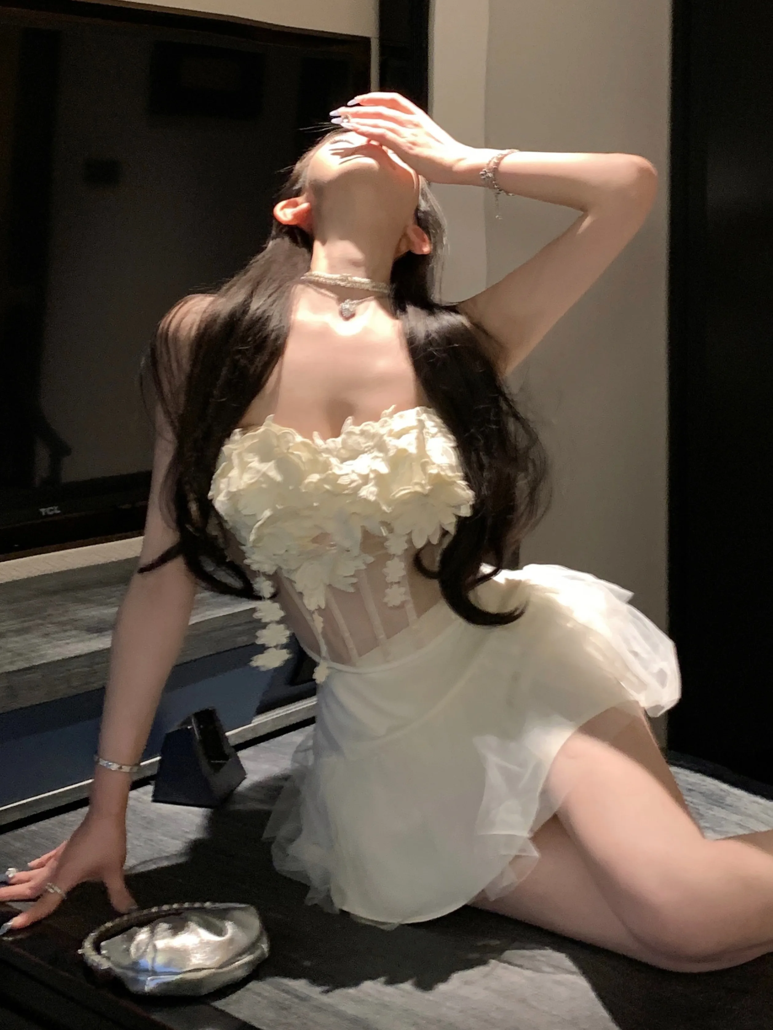 Elegant Sweet Spicy Girl Design Sensual Summer Half-length Skirt Slim-fit Bustier Top Women's Fashion Set with 3D Floral Embe...
Elegant Sweet Spicy Girl Design Sensual Summer Half-length Skirt Slim-fit Bustier Top Women's Fashion Set with 3D Floral Embe...