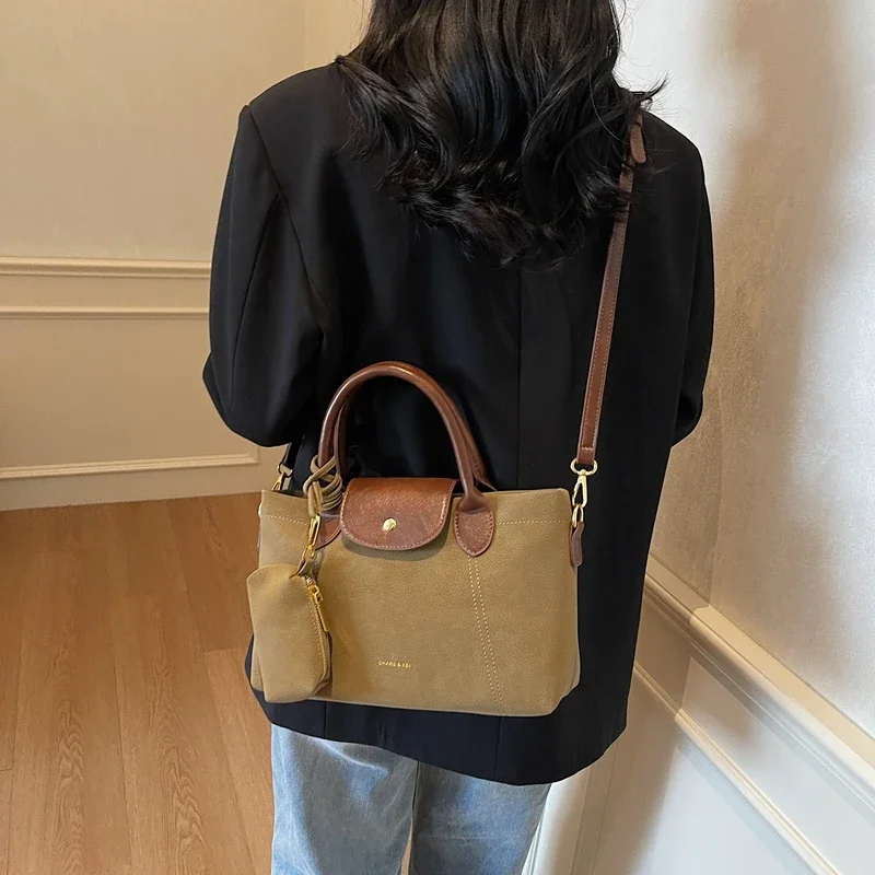 Luxury Classic Designer Paris Fashion Tote Bag Elegant Leather Commuter Best For Superstar Show
Luxury Classic Designer Paris Fashion Tote Bag Elegant Leather Commuter Best For Superstar Show