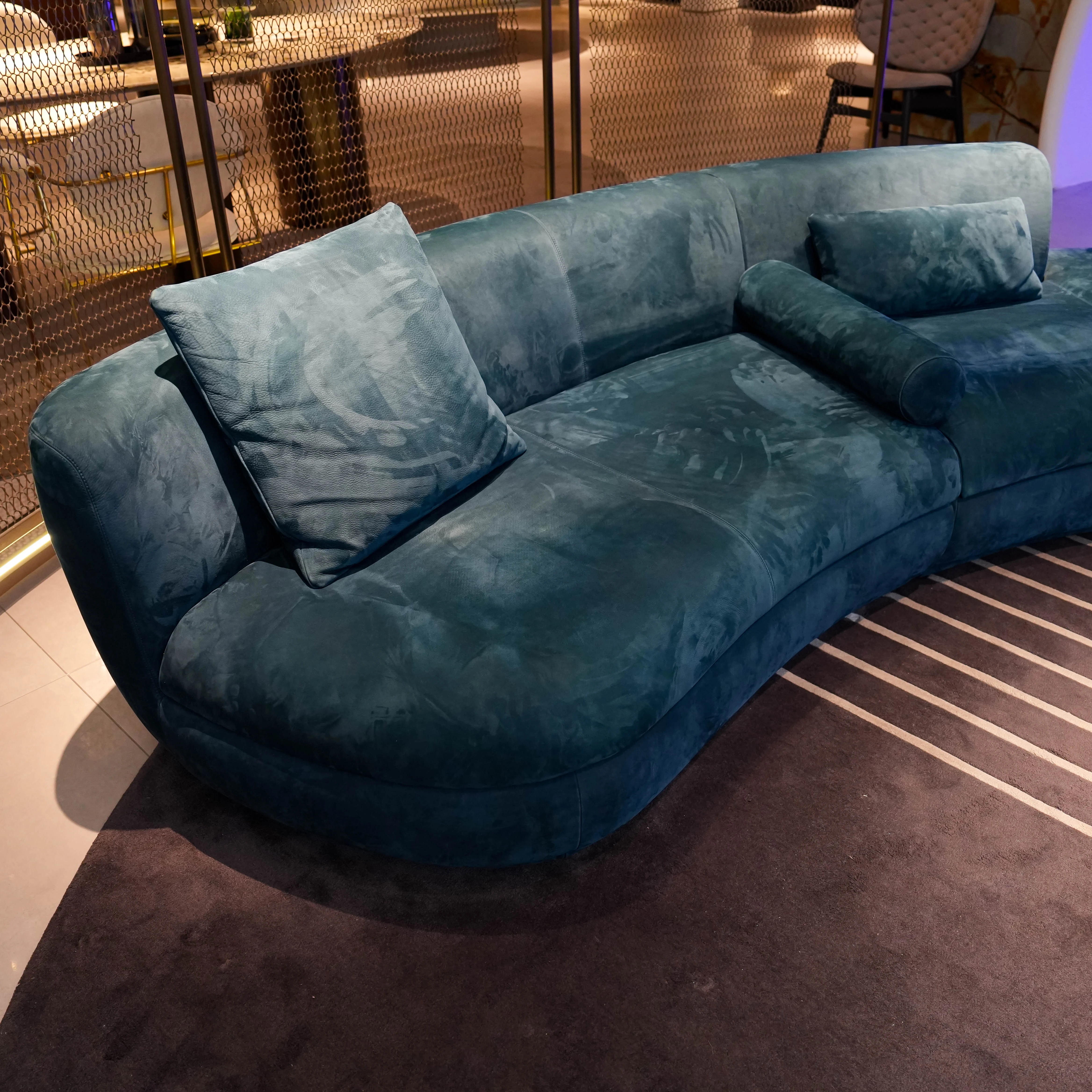 #Modern Corner Modular Frosted Leather Reclining Sofa Set with Tufted Design Comfortable Cushioning
#Modern Corner Modular Frosted Leather Reclining Sofa Set with Tufted Design Comfortable Cushioning