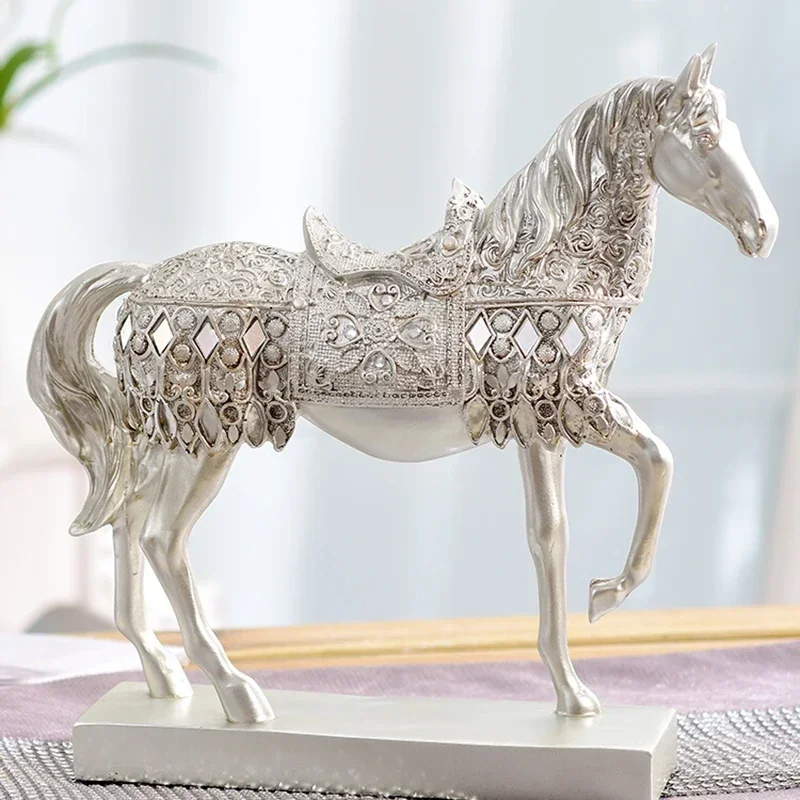 Nordic Style Originality Figurines Modern Aesthetic Silver Art Horse Figurine & Miniatures Luxury Bedroom Home Decor Statua
Nordic Style Originality Figurines Modern Aesthetic Silver Art Horse Figurine & Miniatures Luxury Bedroom Home Decor Statua