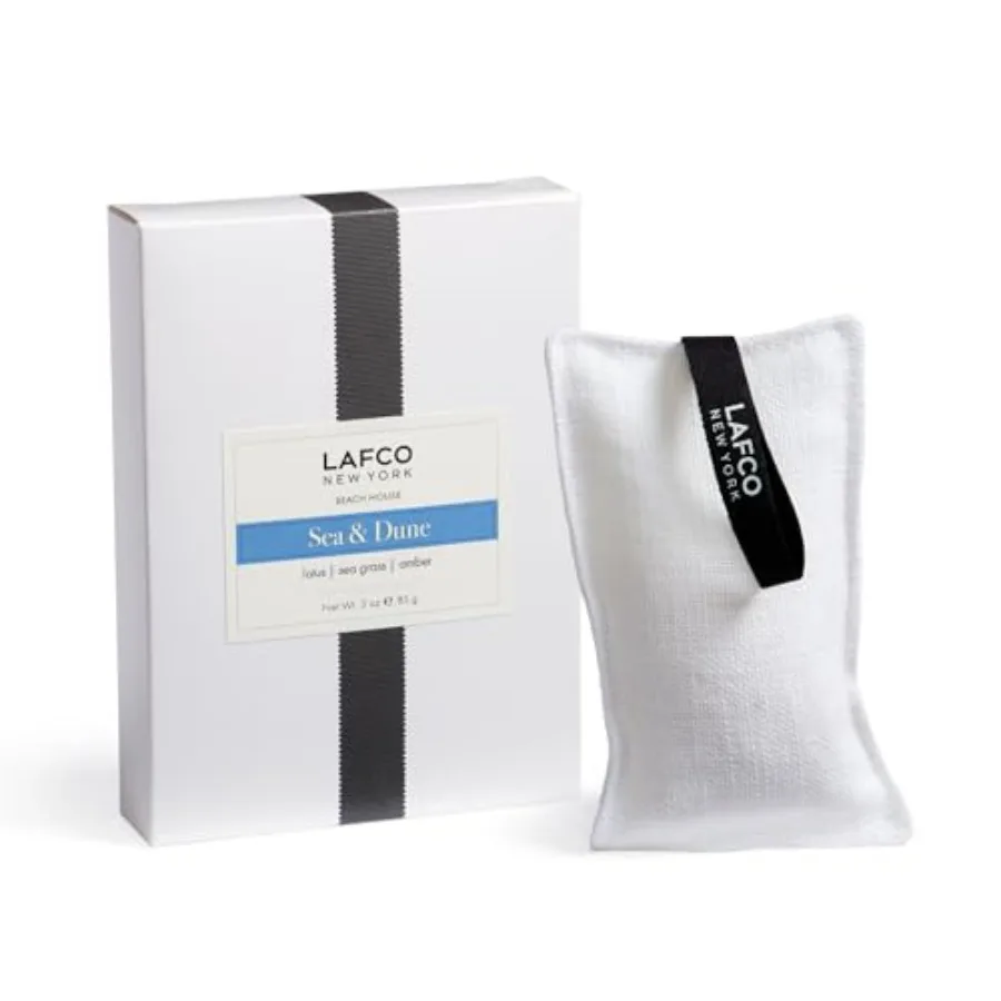 Scented Linen Sachet, Sea and Dune - Up to 4-Month Fragrance Life - Made in The USA
Scented Linen Sachet, Sea and Dune - Up to 4-Month Fragrance Life - Made in The USA