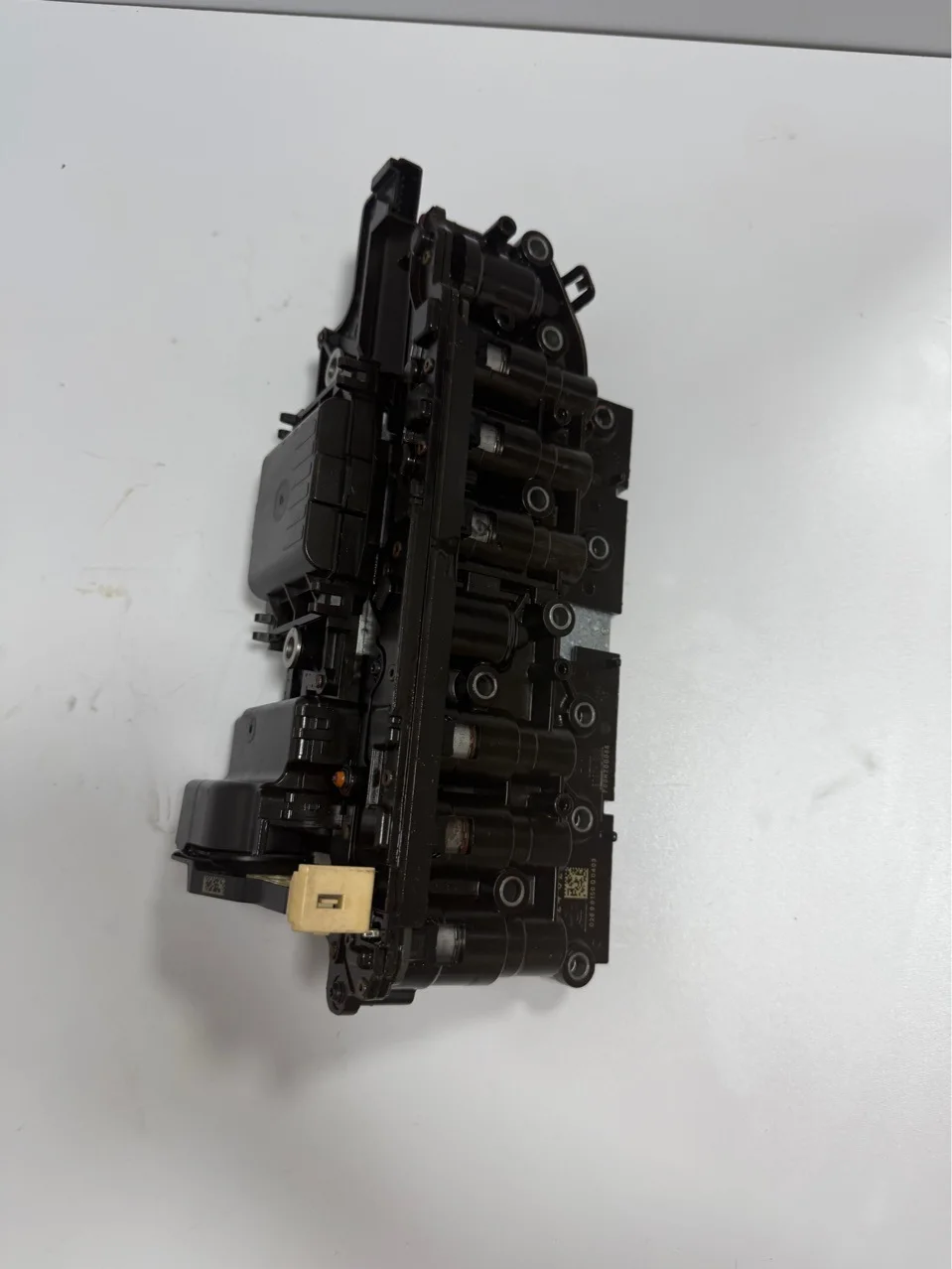 Suitable for 6L45 BMW GA6L45R Auto Parts, Automatic Transmission Control Computer Module TCU
Suitable for 6L45 BMW GA6L45R Auto Parts, Automatic Transmission Control Computer Module TCU