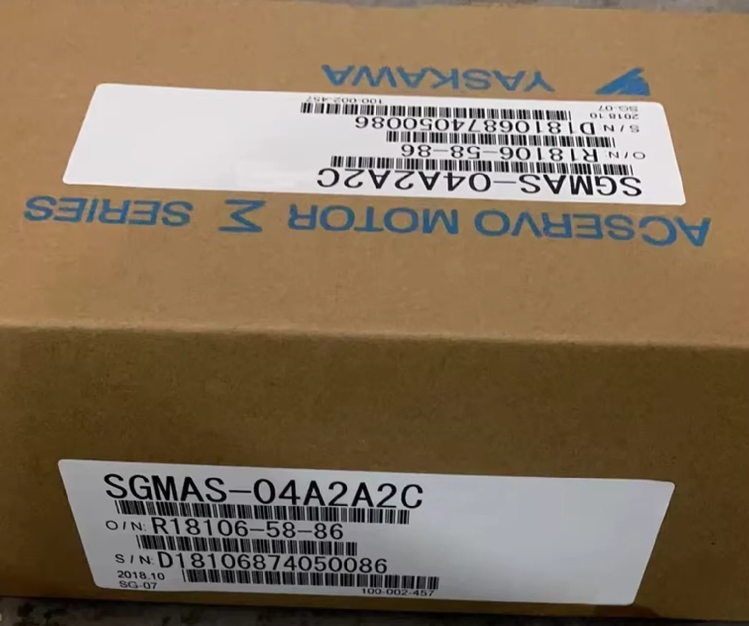 Servo Motor SGMAS-04A2A2C Brand New Original Genuine,SGMAS 04A2A2C,Fast shipping
Servo Motor SGMAS-04A2A2C Brand New Original Genuine,SGMAS 04A2A2C,Fast shipping