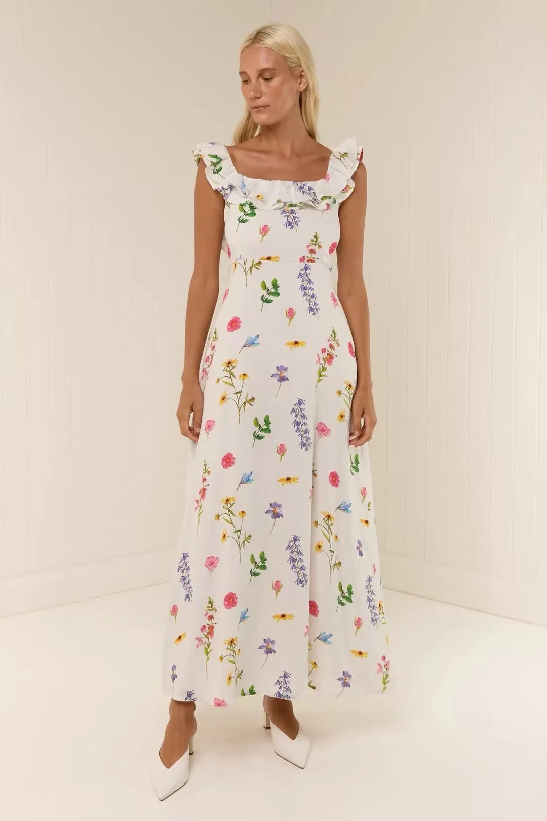 EVACANDIS 100% Linen Women Floral Printing Spaghetti Strap Midi Dress Elegant Vintage Sweet Chic High Quality Beach Style Casual
EVACANDIS 100% Linen Women Floral Printing Spaghetti Strap Midi Dress Elegant Vintage Sweet Chic High Quality Beach Style Casual