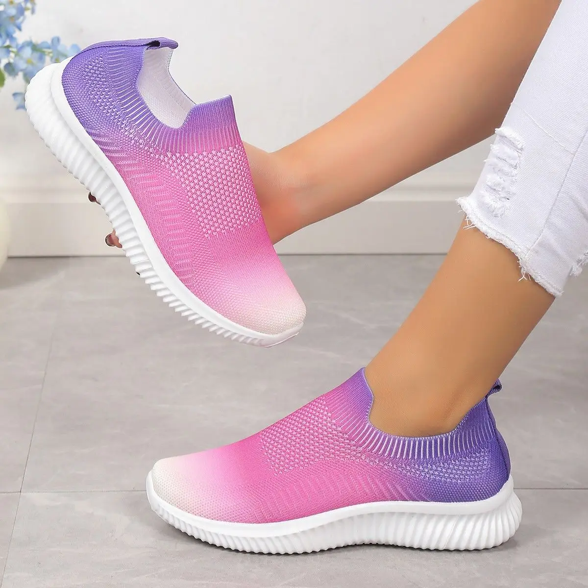 Tennis Femimino Running Shoes Ladies Breathable Sneakers Summer Light Mesh Women's Sports Shoes Outdoor Slip On Training Shoes
Tennis Femimino Running Shoes Ladies Breathable Sneakers Summer Light Mesh Women's Sports Shoes Outdoor Slip On Training Shoes