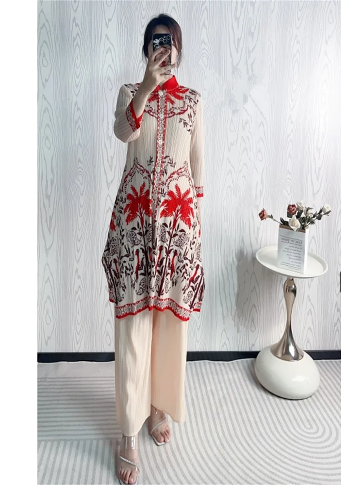 Miyake Pleated Suit for Women 2025 New Large Size Positioning Printed Extended Single-breasted Top Wide-leg Pants Two-piece Set
Miyake Pleated Suit for Women 2025 New Large Size Positioning Printed Extended Single-breasted Top Wide-leg Pants Two-piece Set