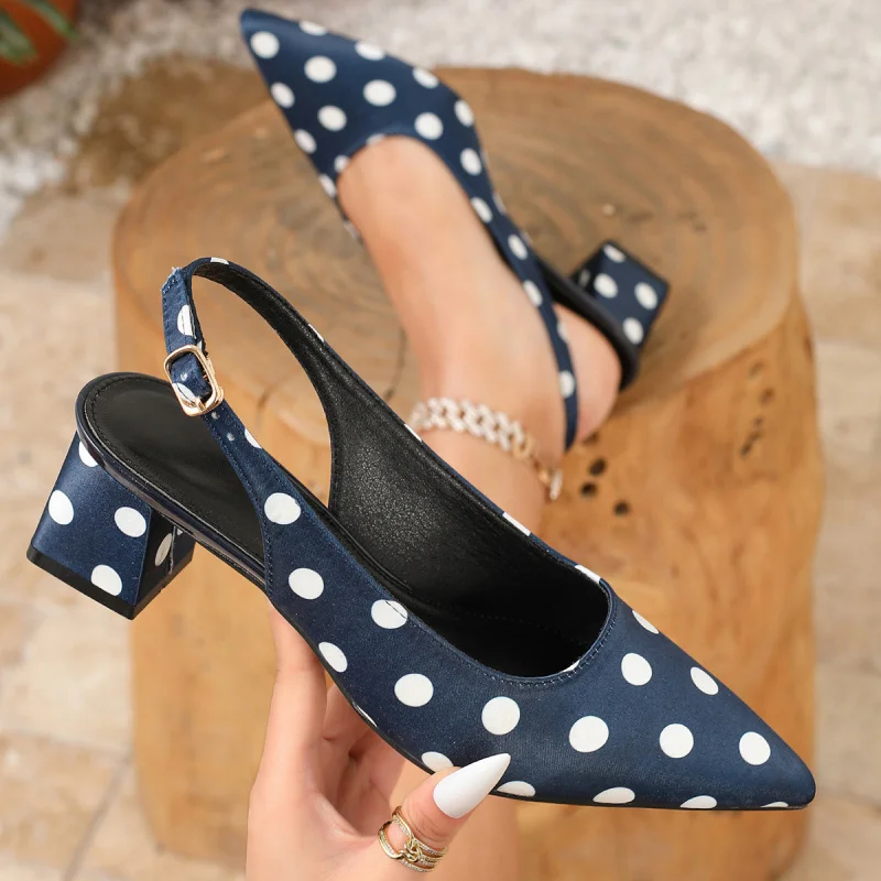 European size backless women's summer sandals2026New pointed-toe shoes with chunky heels and satin polka dot design
European size backless women's summer sandals2026New pointed-toe shoes with chunky heels and satin polka dot design