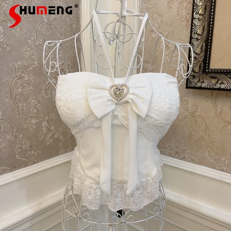 2025 Spring New Lolita Bow Love Diamond Lace Edge Slim Fit Halterneck Short Top With Chest Pad Slings Vest Y2k Kawaii Camisoles
2025 Spring New Lolita Bow Love Diamond Lace Edge Slim Fit Halterneck Short Top With Chest Pad Slings Vest Y2k Kawaii Camisoles