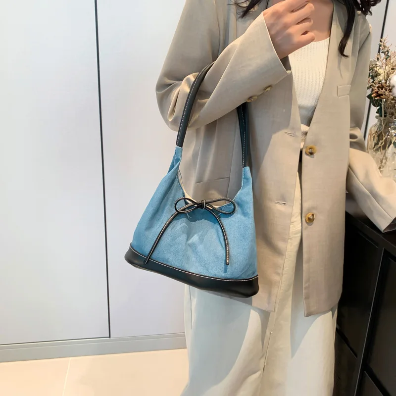 Women's Shoulder Bag Fashion Hand Bags Canvas Wallet Portable Tote Handbags for Commute Daily Dressing
Women's Shoulder Bag Fashion Hand Bags Canvas Wallet Portable Tote Handbags for Commute Daily Dressing