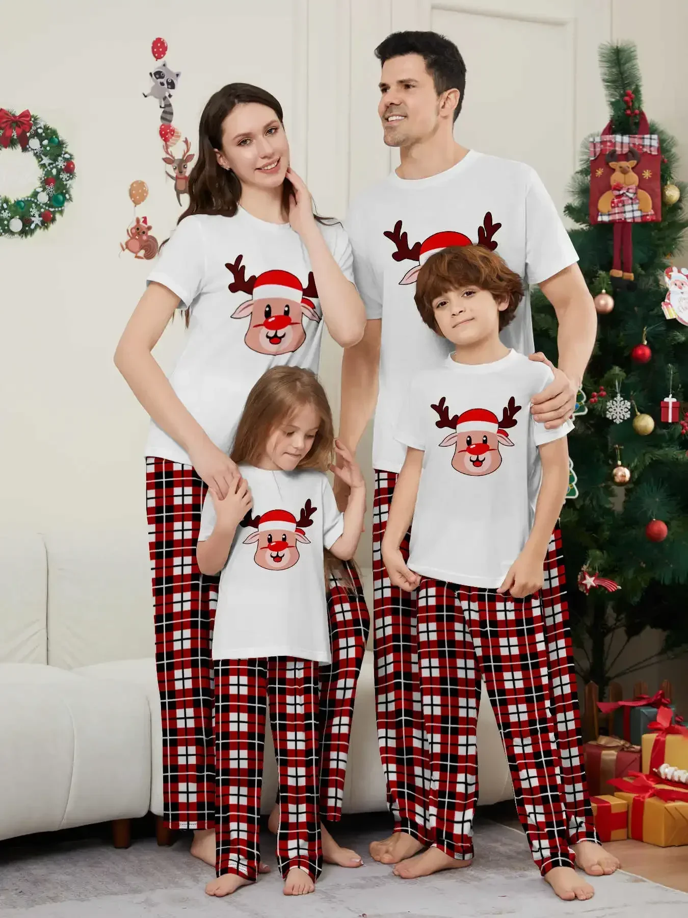 Cute Elk Print Family Christmas Pajamas Set Short Sleeve O Neck Top+Long Pants 2 Pieces Suit Casual Soft Sleepwear Xmas Look Pjs
Cute Elk Print Family Christmas Pajamas Set Short Sleeve O Neck Top+Long Pants 2 Pieces Suit Casual Soft Sleepwear Xmas Look Pjs