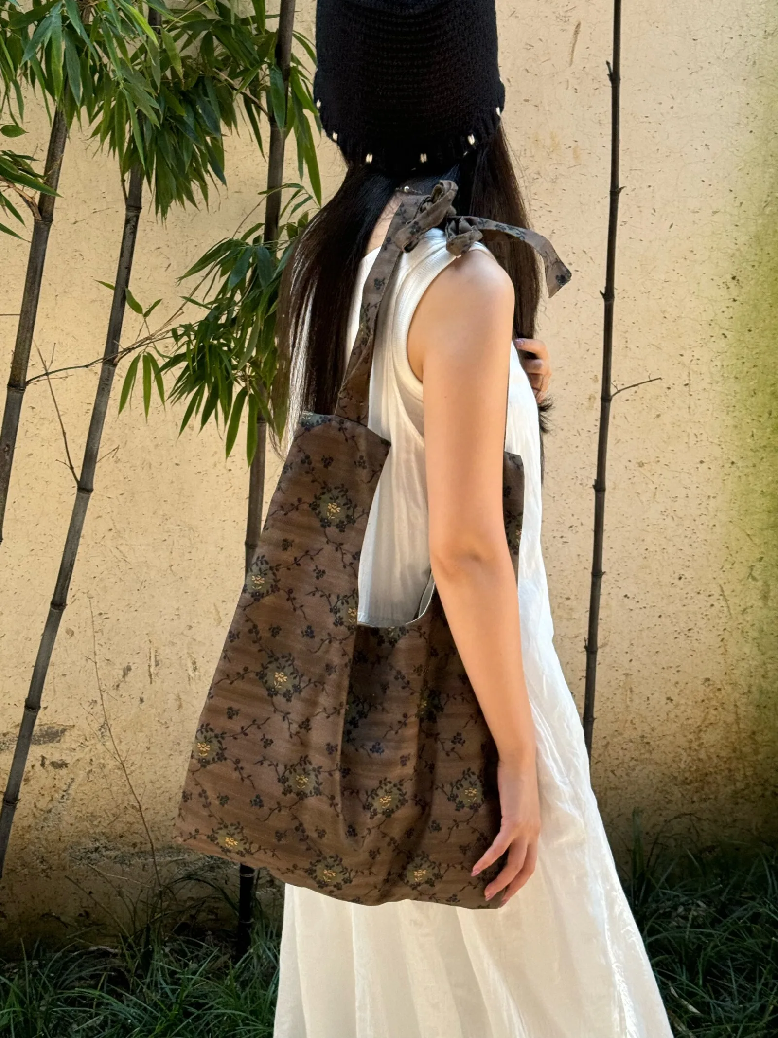 2026 Original Retro Plant And Flower Pattern Printing Design Casual And Versatile Multi-functional Portable Shoulder Bags Trendy
2026 Original Retro Plant And Flower Pattern Printing Design Casual And Versatile Multi-functional Portable Shoulder Bags Trendy