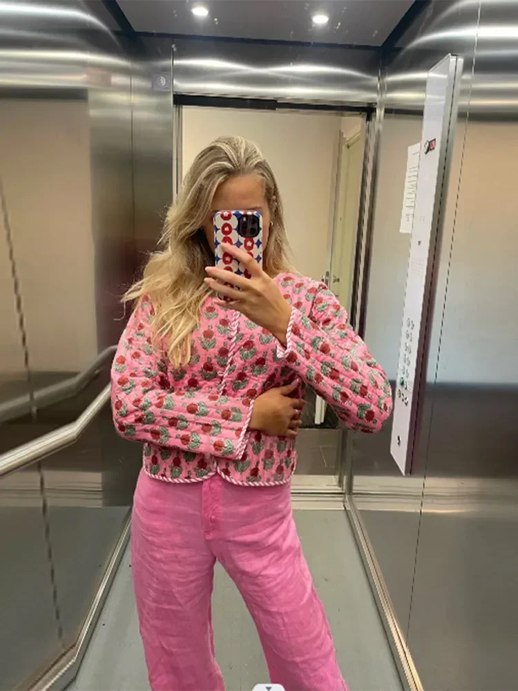 Floral Cotton Coat Women Pink Long Sleeve V-neck Female Thick Warm Jackets 2024 Autumn Winter Stripe All Match Lady Overcoat
Floral Cotton Coat Women Pink Long Sleeve V-neck Female Thick Warm Jackets 2024 Autumn Winter Stripe All Match Lady Overcoat
