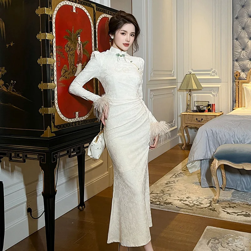 Осенняя одежда, новое женское длинное платье Cheongsam в китайском стиле с нежным очарованием
Осенняя одежда, новое женское длинное платье Cheongsam в китайском стиле с нежным очарованием