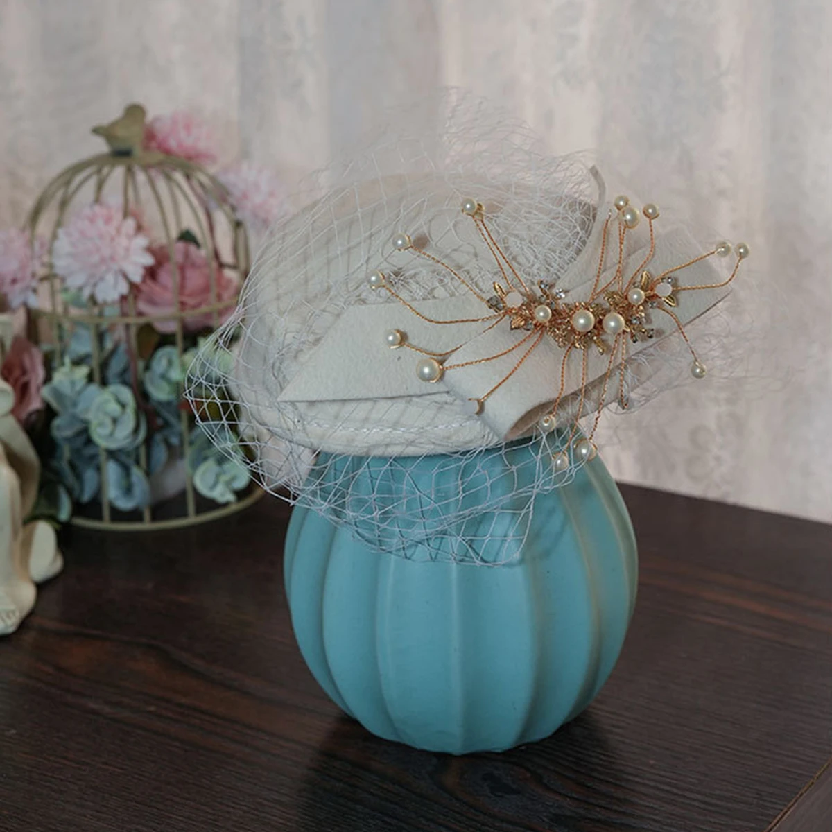 Wool Felt Bridal Fascinator Hat with Bowknot Metal Beads for Women Ladies Lady Church Cocktail Tea Party Wedding Dress Hats
Wool Felt Bridal Fascinator Hat with Bowknot Metal Beads for Women Ladies Lady Church Cocktail Tea Party Wedding Dress Hats