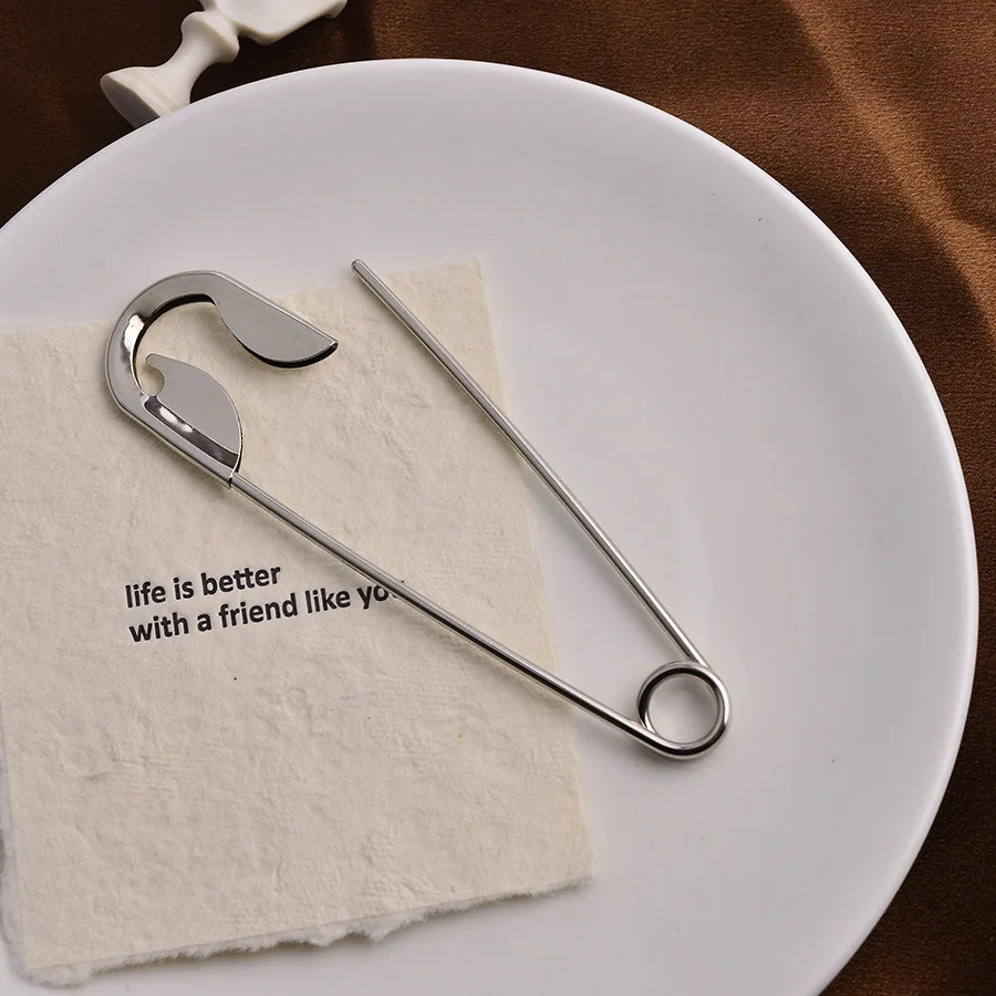 Креативная серебристая заколка для волос, большая металлическая шпилька для густых волос, украшение для затылка
Креативная серебристая заколка для волос, большая металлическая шпилька для густых волос, украшение для затылка