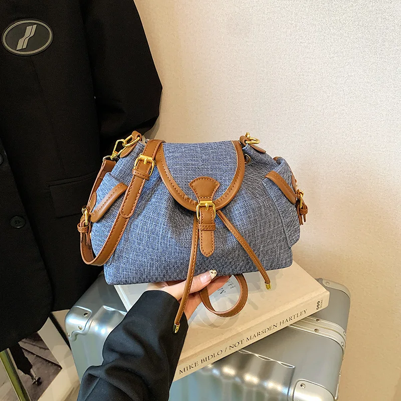 2025 Autumn Winter Women's Luxury Shoulder Bag, Genuine Leather Multi-way Crossbody Purse, Fashion Handbag for Daily Casual
2025 Autumn Winter Women's Luxury Shoulder Bag, Genuine Leather Multi-way Crossbody Purse, Fashion Handbag for Daily Casual