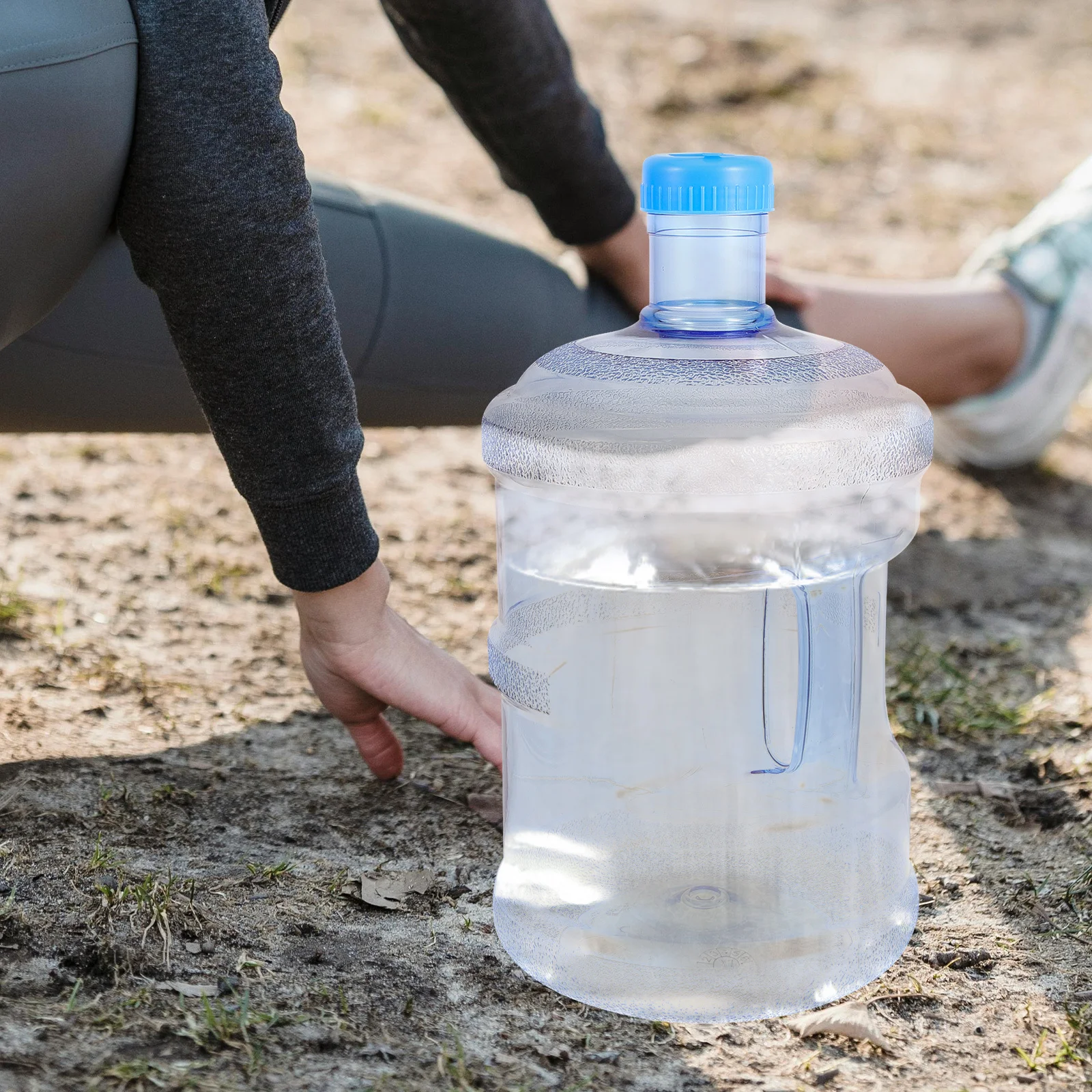 Heavy Duty Water Container Transparent Gallon Water Jug with Strong Handle for Fresh Or Saltwater Portable Drinking Solution
Heavy Duty Water Container Transparent Gallon Water Jug with Strong Handle for Fresh Or Saltwater Portable Drinking Solution