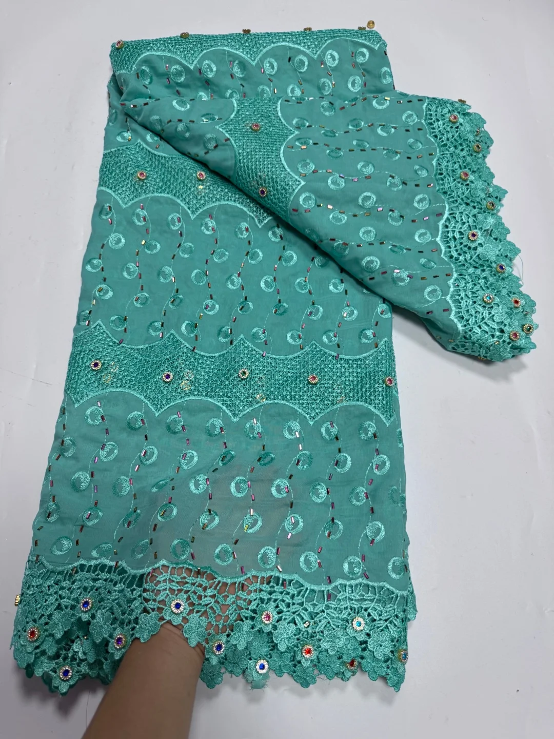 African Nigerian High-Quality Tulle Lace Fabric with Sequins Embroidery French Guipure for Party Dresses 5 Yards Sewing
African Nigerian High-Quality Tulle Lace Fabric with Sequins Embroidery French Guipure for Party Dresses 5 Yards Sewing