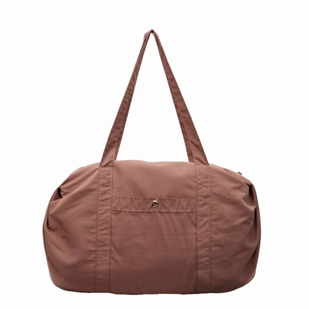 Multifunctional Nylon Shoulder Bag Zipper Closure Multi-Color Large Capacity Tote Bag Durable Design Lightweight Handbag Work
Multifunctional Nylon Shoulder Bag Zipper Closure Multi-Color Large Capacity Tote Bag Durable Design Lightweight Handbag Work