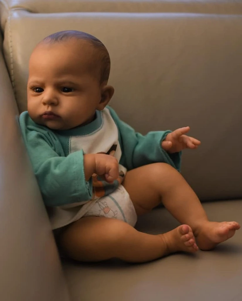 Готовая кукла реборн, размер уже окрашенные наборы Кэмерон, очень реалистичный ребенок с множеством деталей, венами, такие же, как на картинке.
Готовая кукла реборн, размер уже окрашенные наборы Кэмерон, очень реалистичный ребенок с множеством деталей, венами, такие же, как на картинке.