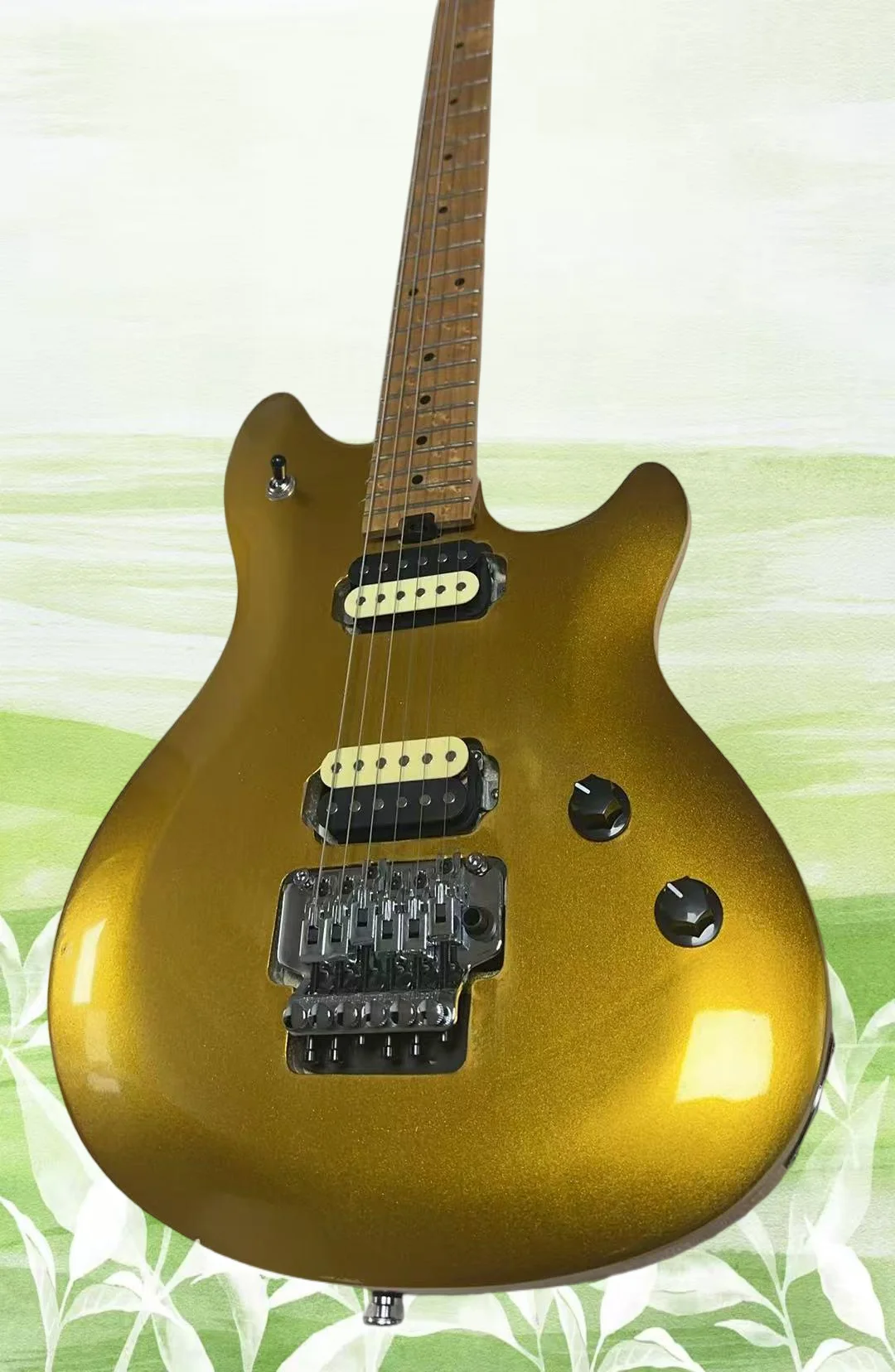 high quality PEA 1998 Guitar as same of the pictures
high quality PEA 1998 Guitar as same of the pictures