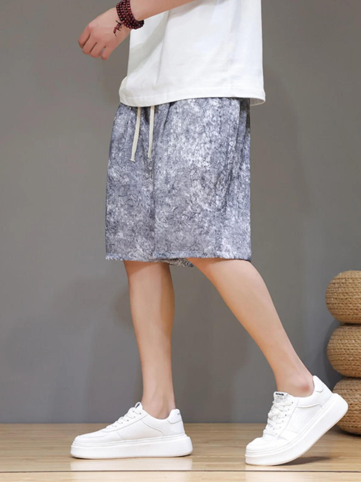 Men's Summer Faion Brand Casual Loose ort Pants Five-Point Pleated Texture Versatile Comfortable Breathable Elastic Waist
Men's Summer Faion Brand Casual Loose ort Pants Five-Point Pleated Texture Versatile Comfortable Breathable Elastic Waist