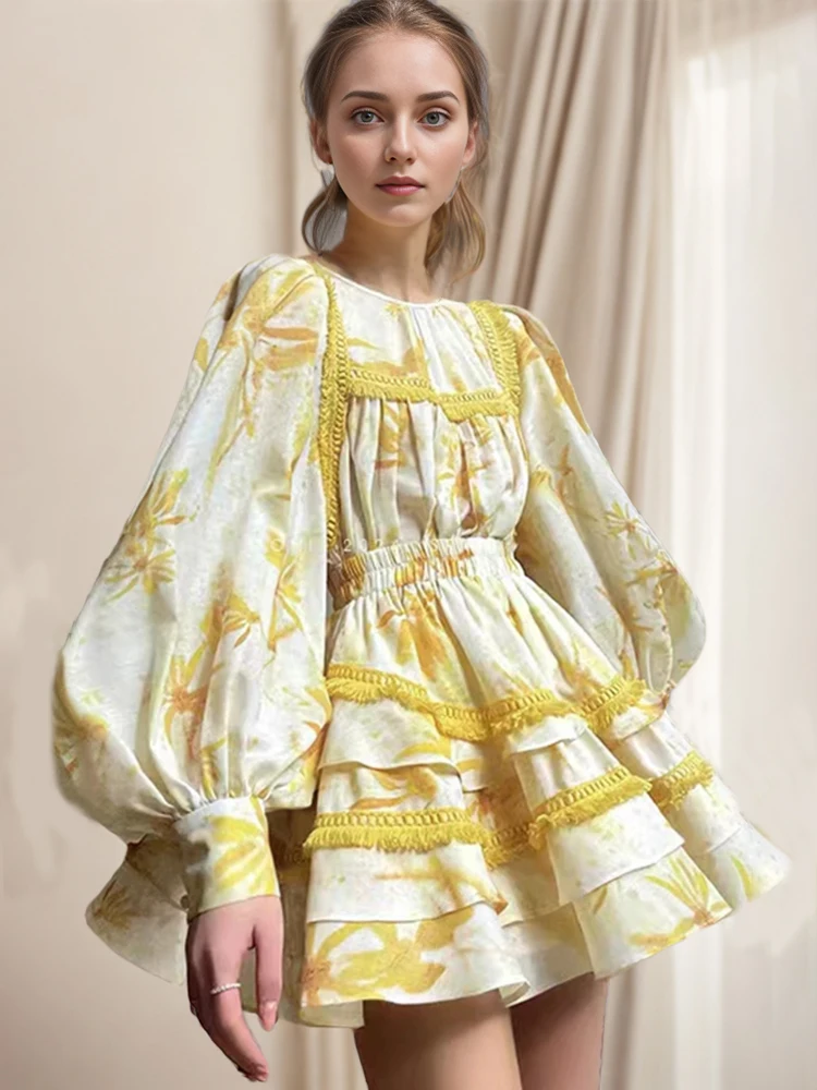 Hit Color Two Piece Set For Women Round Neck Lantern Sleeve Shirts Spliced Tierred Mini Skirts Floral Printing Sets Female
Hit Color Two Piece Set For Women Round Neck Lantern Sleeve Shirts Spliced Tierred Mini Skirts Floral Printing Sets Female