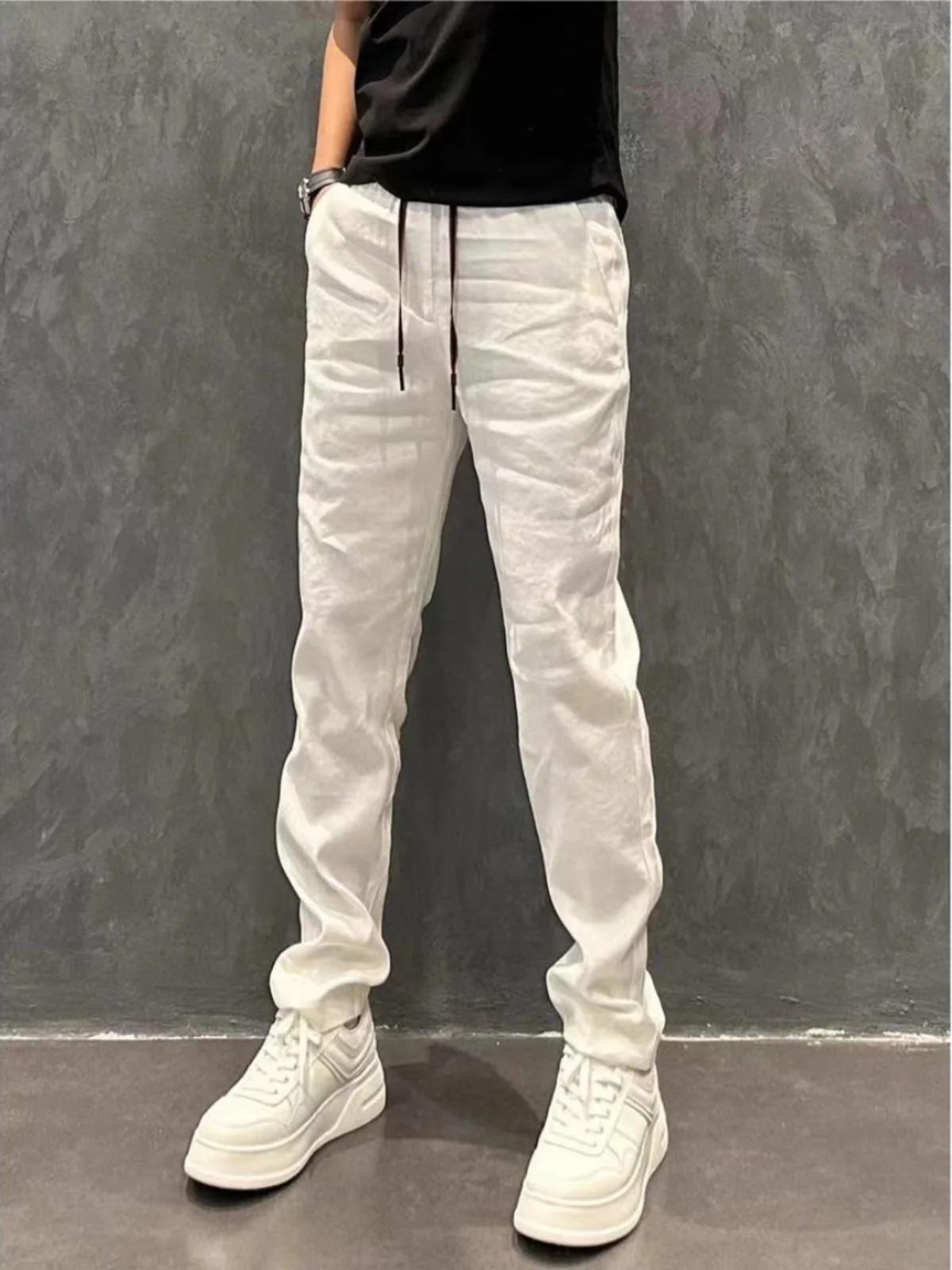 Высококачественные льняные брюки прямого кроя с широкими штанинами, белые, спортивные, повседневные, мужские, свободные, легкие, длинные, тонкие, модные, городские, стильные
Высококачественные льняные брюки прямого кроя с широкими штанинами, белые, спортивные, повседневные, мужские, свободные, легкие, длинные, тонкие, модные, городские, стильные