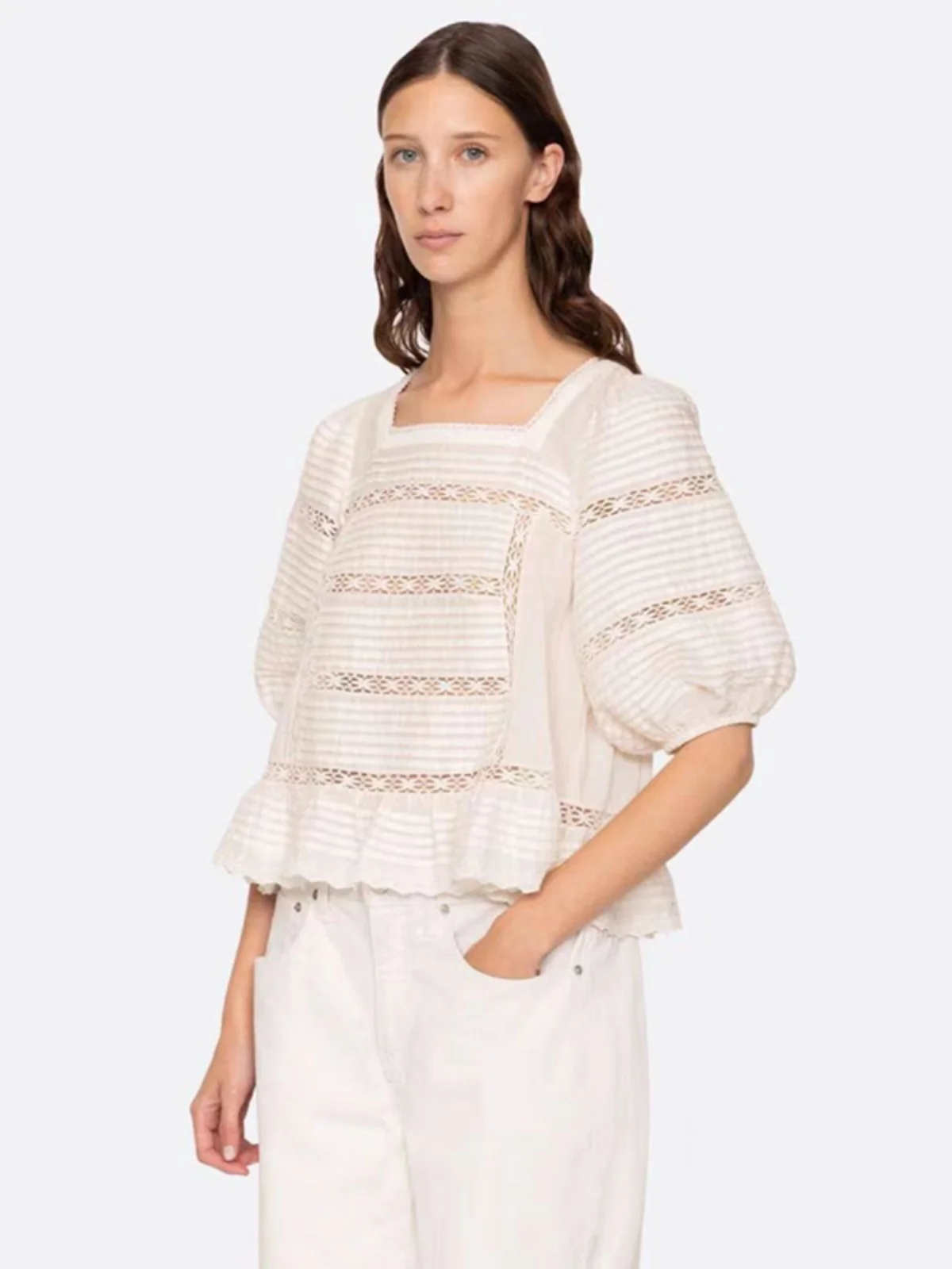 American Style Short Lace Hollow out Hook Decoration Retro Shirt for Women Cotton Bubble Sleeve Square Collar Commute Style
American Style Short Lace Hollow out Hook Decoration Retro Shirt for Women Cotton Bubble Sleeve Square Collar Commute Style
