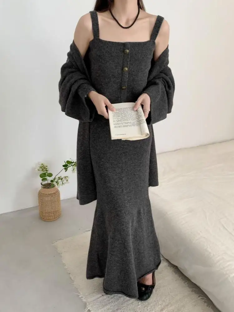 Autumn Winter Women Korean Solid Long Sleeve Cardigan Knit Sweater + Single Breasted Slip Tops And Long Skirt Three Piece Sets
Autumn Winter Women Korean Solid Long Sleeve Cardigan Knit Sweater + Single Breasted Slip Tops And Long Skirt Three Piece Sets