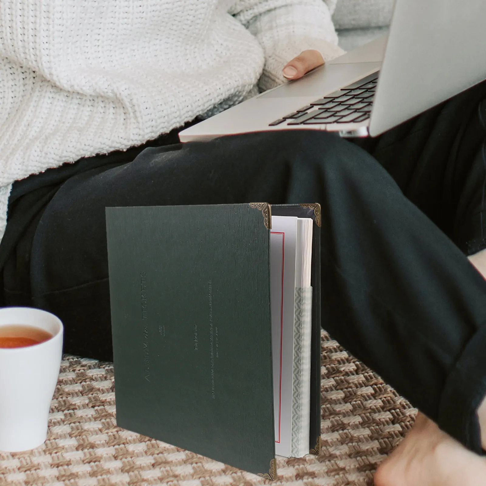 1 шт. Темно-зеленый органайзер для фотографий и квитанций, премиум-книга для хранения билетов, счетов, кинобилетов, для дома и офиса
1 шт. Темно-зеленый органайзер для фотографий и квитанций, премиум-книга для хранения билетов, счетов, кинобилетов, для дома и офиса