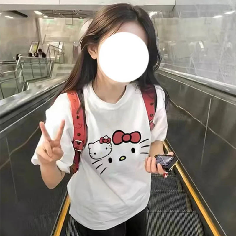 Sanrio Hello Kitty, милая футболка из чистого хлопка с короткими рукавами, женская летняя новинка 2025 года, свободные футболки Harajuku, универсальный повседневный топ
Sanrio Hello Kitty, милая футболка из чистого хлопка с короткими рукавами, женская летняя новинка 2025 года, свободные футболки Harajuku, универсальный повседневный топ