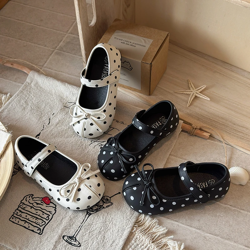 Spring Autumn Toddler Girls Polka Mary Shoes Bow Non-Slip Soft Sole for Daily School Outdoor Party Wear
Spring Autumn Toddler Girls Polka Mary Shoes Bow Non-Slip Soft Sole for Daily School Outdoor Party Wear