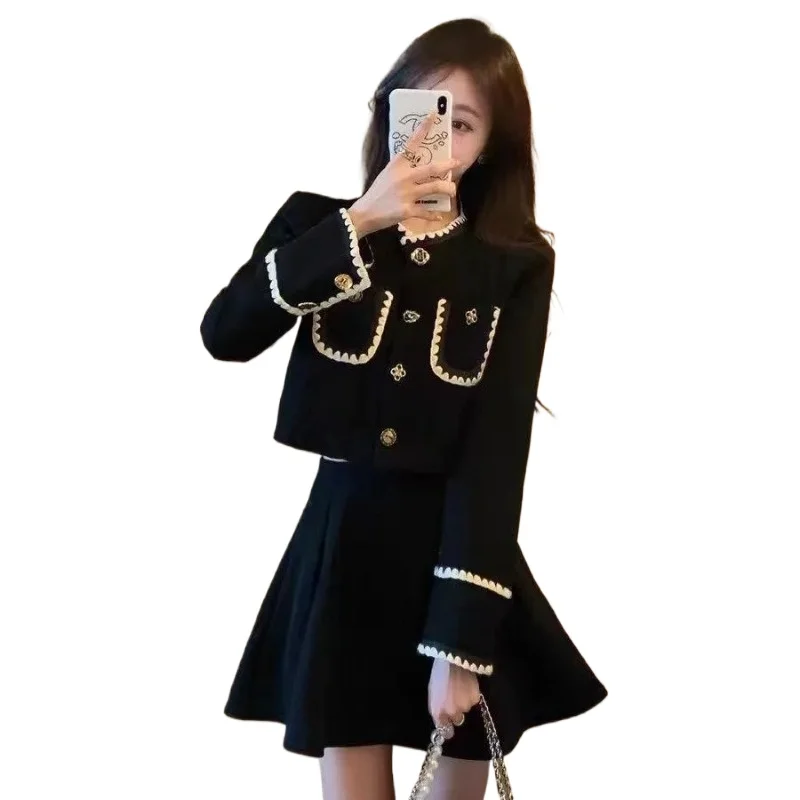 Hepburn Style Autumn and Winter New Short Top + Skirt Two-piece Set Small Temperament Thin Fleece Coat Commuting Age Reduction
Hepburn Style Autumn and Winter New Short Top + Skirt Two-piece Set Small Temperament Thin Fleece Coat Commuting Age Reduction