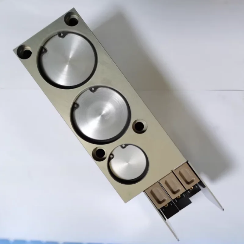 Brand new original high-pressure valve for blow moulding machines VSP152050
Brand new original high-pressure valve for blow moulding machines VSP152050